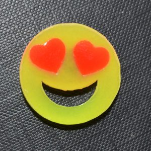 Люмінесцентний сувенір “Smile-Lover” – магніт
